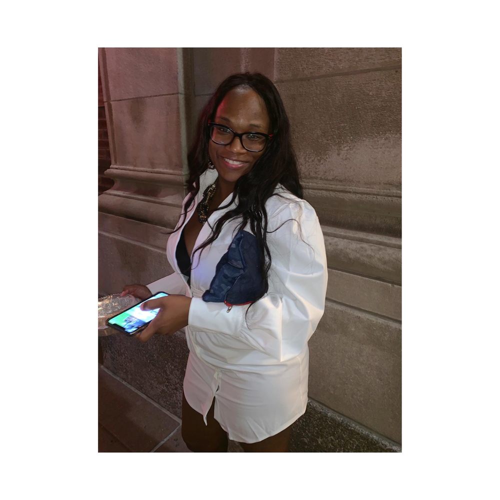 Meet your Posher, Alicia